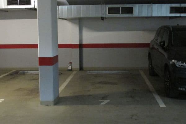 Pronájem garáže 12 m², Na Zatlance, Praha Pronájem garáže 12 m², Na Zatlance, Praha