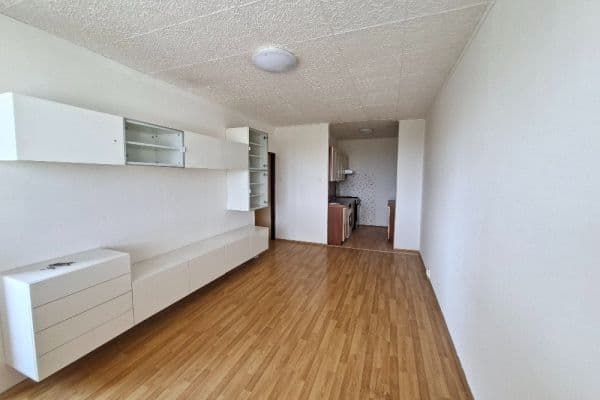 Prodej bytu 2+kk 42 m², Doubravická, Praha Prodej bytu 2+kk 42 m², Doubravická, Praha