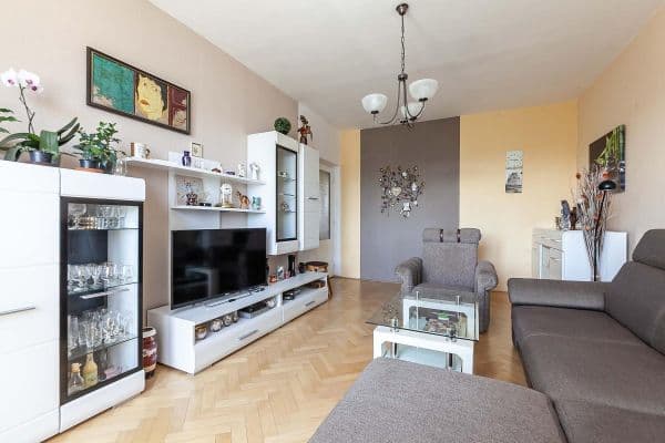 Prodej bytu 2+1 61 m², Dr. E. Beneše, Kralupy nad Vltavou Prodej bytu 2+1 61 m², Dr. E. Beneše, Kralupy nad Vltavou