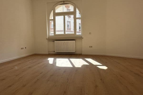 Pronájem bytu 2+1 61 m², Mannheim, Bádensko-Württembersko Pronájem bytu 2+1 61 m², Mannheim, Bádensko-Württembersko