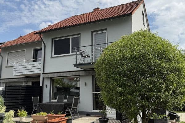 Prodej domu 84 m², pozemek 344 m², Oberursel Prodej domu 84 m², pozemek 344 m², Oberursel