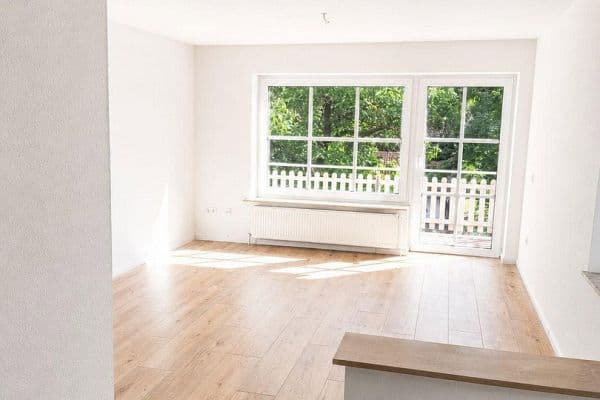 Pronájem bytu 4+1 74 m², Grasseler Straße 90, Braunschweig Pronájem bytu 4+1 74 m², Grasseler Straße 90, Braunschweig