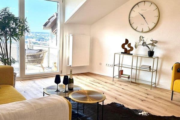 Prodej bytu 4+1 110 m², Frankfurt Prodej bytu 4+1 110 m², Frankfurt