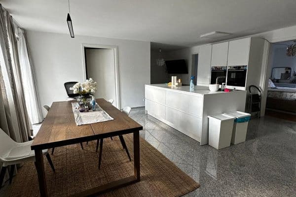 Pronájem bytu 3+1 82 m², Gärtnerstraße 39, Mannheim Pronájem bytu 3+1 82 m², Gärtnerstraße 39, Mannheim