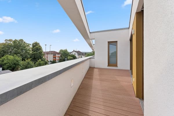 Prodej domu 169 m², pozemek 160 m², Liederbach am Taunus Prodej domu 169 m², pozemek 160 m², Liederbach am Taunus
