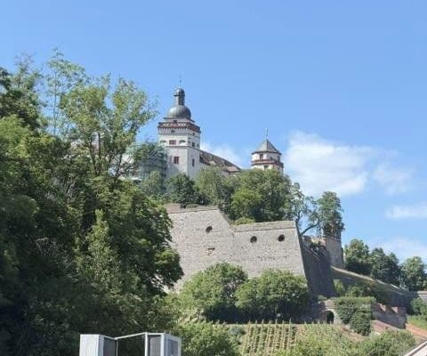 Pronájem bytu 4+1 120 m², Würzburg, Bavorsko Pronájem bytu 4+1 120 m², Würzburg, Bavorsko