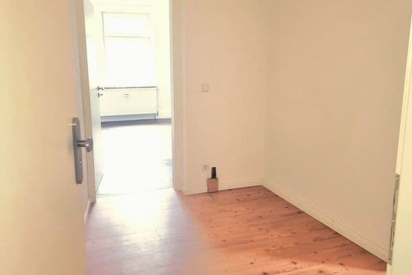 Pronájem bytu 2+1 53 m², Adolf-Reichwein-Str. 11, Werneuchen (OT Tiefensee) Pronájem bytu 2+1 53 m², Adolf-Reichwein-Str. 11, Werneuchen (OT Tiefensee)