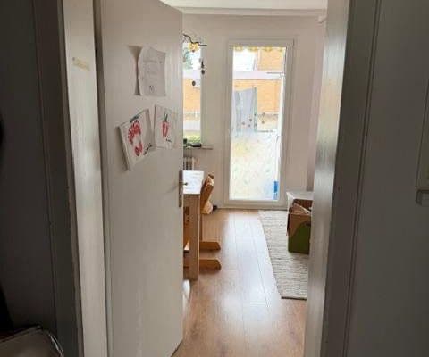Pronájem bytu 4+1 90 m², Mozartstr. 2, Braunschweig Pronájem bytu 4+1 90 m², Mozartstr. 2, Braunschweig