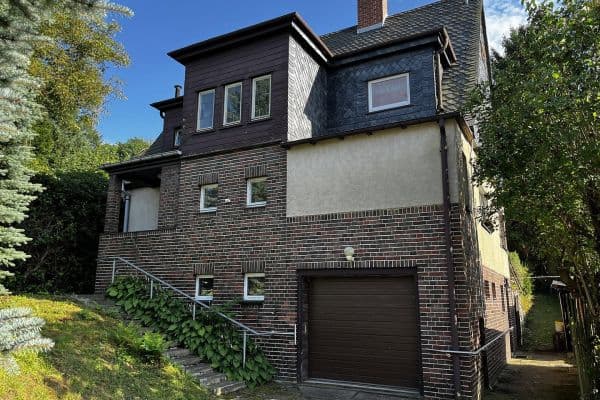 Prodej domu 142 m², pozemek 1.880 m², Chemnitz Einsiedel Prodej domu 142 m², pozemek 1.880 m², Chemnitz Einsiedel