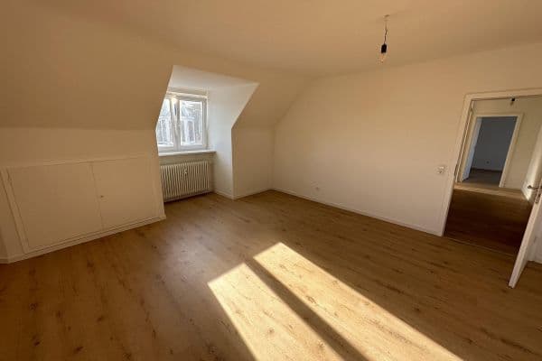 Pronájem bytu 3+1 83 m², Rotwasserstraße, Aschaffenburg, Bavorsko Pronájem bytu 3+1 83 m², Rotwasserstraße, Aschaffenburg, Bavorsko