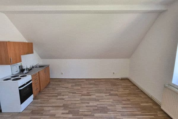 Pronájem bytu 1+kk 36 m², Kollárova, Liberec Pronájem bytu 1+kk 36 m², Kollárova, Liberec