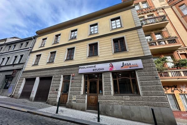Pronájem bytu 2+kk 40 m², Krymská, Praha Pronájem bytu 2+kk 40 m², Krymská, Praha
