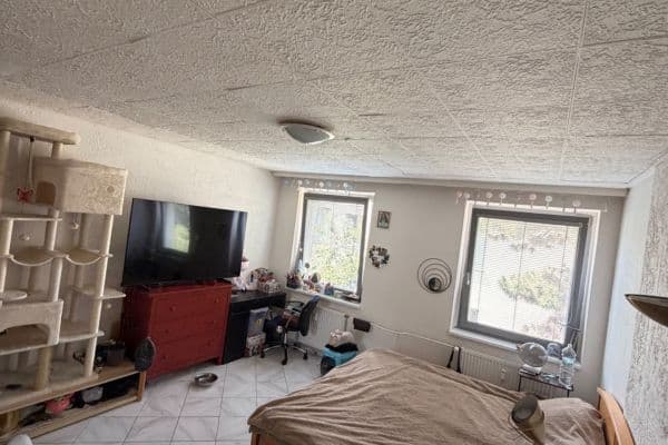 Pronájem bytu 3+1 77 m², Hrabákova, Praha Pronájem bytu 3+1 77 m², Hrabákova, Praha