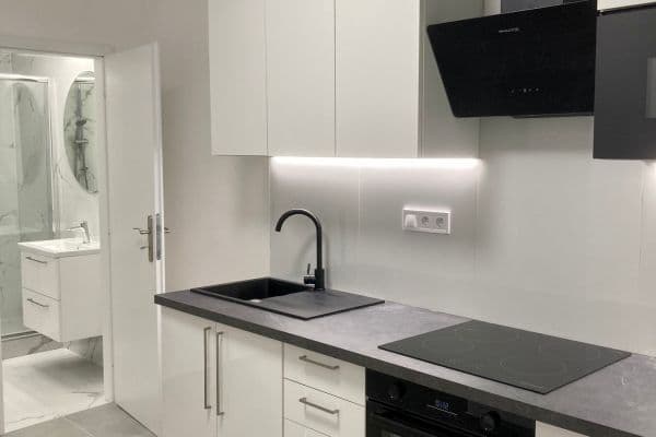 Prodej bytu 2+1 47 m², U Družstva Ideál, Praha Prodej bytu 2+1 47 m², U Družstva Ideál, Praha