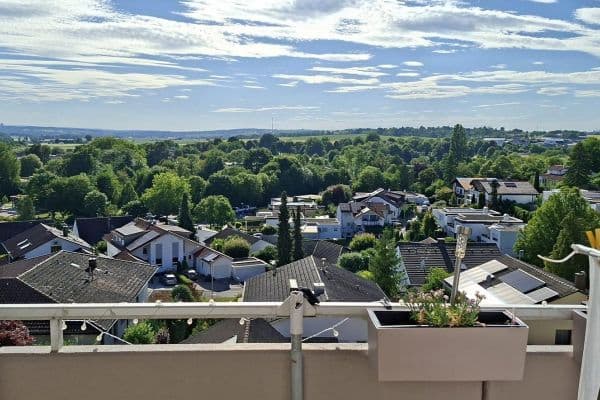 Pronájem bytu 3+kk 90 m², Steinheim Pronájem bytu 3+kk 90 m², Steinheim