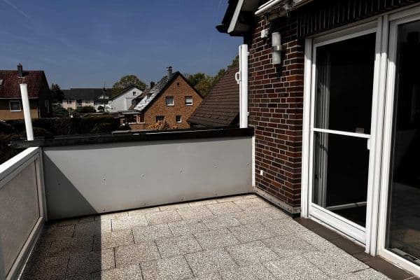 Prodej bytu 3+1 99 m², Leverkusen Prodej bytu 3+1 99 m², Leverkusen