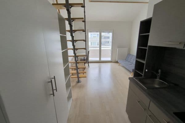 Pronájem bytu 2+1 34 m², Wellandstraße 52, Aalen Pronájem bytu 2+1 34 m², Wellandstraße 52, Aalen