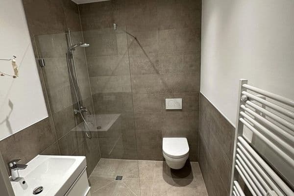 Pronájem bytu 3+1 65 m², Alfterer Straße 17, Bonn, Severní Porýní-Vestfálsko Pronájem bytu 3+1 65 m², Alfterer Straße 17, Bonn, Severní Porýní-Vestfálsko