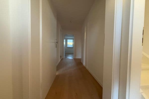 Pronájem bytu 3+1 100 m², Waller Straße 52, Winsen Aller Pronájem bytu 3+1 100 m², Waller Straße 52, Winsen Aller