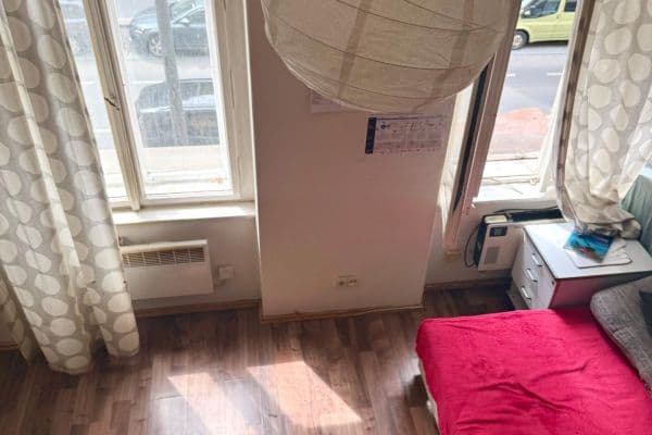 Pronájem bytu 1+1 42 m², Husitská, Praha Pronájem bytu 1+1 42 m², Husitská, Praha