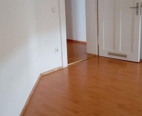 Pronájem bytu 2+1 70 m², Von-der-Tann-Straße 135, Nürnberg Pronájem bytu 2+1 70 m², Von-der-Tann-Straße 135, Nürnberg