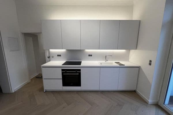 Pronájem bytu 2+1 61 m², Roßststraße 87, Düsseldorf, Severní Porýní-Vestfálsko Pronájem bytu 2+1 61 m², Roßststraße 87, Düsseldorf, Severní Porýní-Vestfálsko