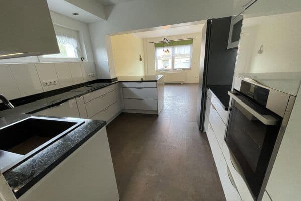 Prodej bytu 5+1 155 m², Nörvenich Prodej bytu 5+1 155 m², Nörvenich