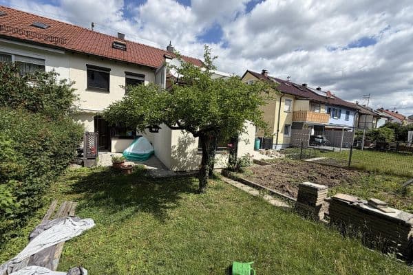 Prodej domu 153 m², pozemek 350 m², Birkhahnstraße 21, Waiblingen Prodej domu 153 m², pozemek 350 m², Birkhahnstraße 21, Waiblingen