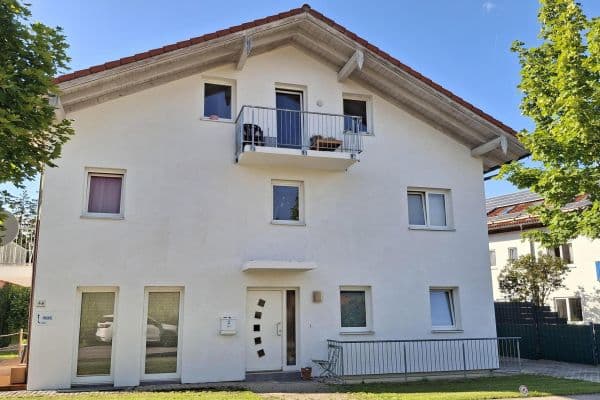 Pronájem bytu 3+1 65 m², Am Marschallfeld 4 a, Valley, Bavorsko Pronájem bytu 3+1 65 m², Am Marschallfeld 4 a, Valley, Bavorsko