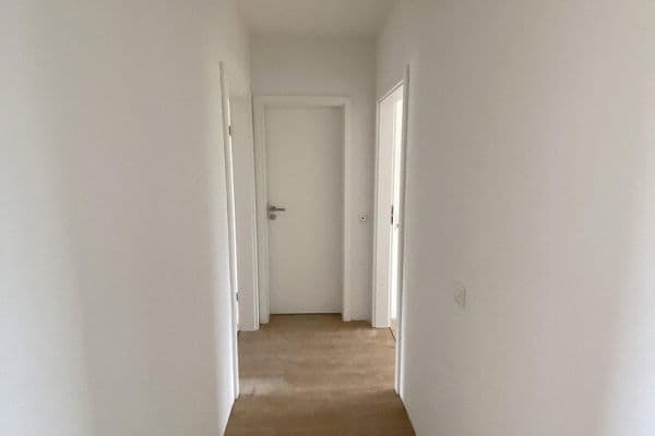 Pronájem bytu 3+1 75 m², Sauerweinstr. 8-12, Darmstadt Pronájem bytu 3+1 75 m², Sauerweinstr. 8-12, Darmstadt