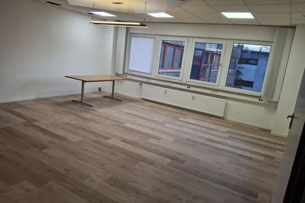 Pronájem kanceláře 65 m², Oststrasse 122 C, Norderstedt Pronájem kanceláře 65 m², Oststrasse 122 C, Norderstedt