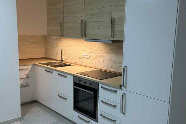 Pronájem bytu 1+kk 43 m², Janov nad Nisou Pronájem bytu 1+kk 43 m², Janov nad Nisou