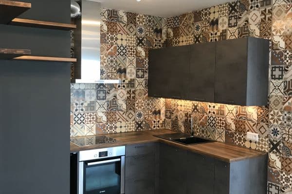 Prodej bytu 2+1 53 m², Kadnárova, Rača Prodej bytu 2+1 53 m², Kadnárova, Rača