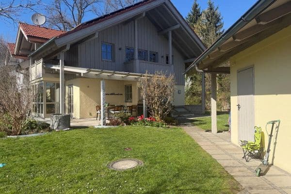 Pronájem domu 145 m², pozemek 546 m², Kolbermoor, Bavorsko Pronájem domu 145 m², pozemek 546 m², Kolbermoor, Bavorsko