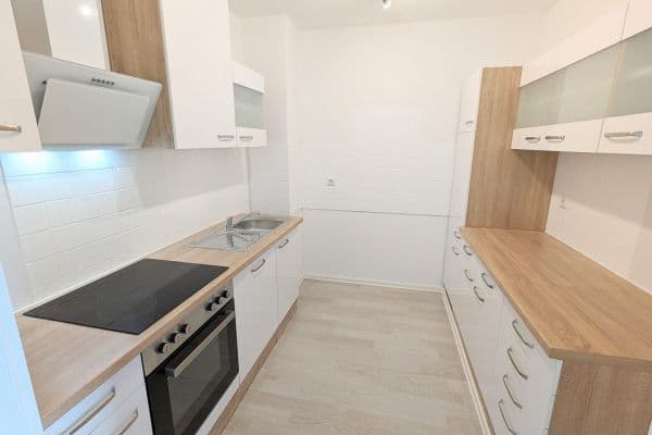 Pronájem bytu 2+kk 67 m², Woogstraße 36, Neuhofen Pronájem bytu 2+kk 67 m², Woogstraße 36, Neuhofen