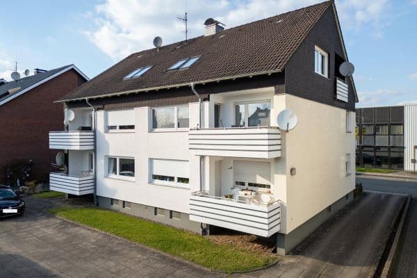 Prodej bytu 3+1 76 m², Bielefeld Prodej bytu 3+1 76 m², Bielefeld
