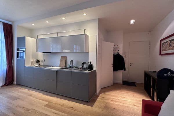 Pronájem bytu 1+kk 58 m², Katzbachstrasse, 17, Berlin, Berlín Pronájem bytu 1+kk 58 m², Katzbachstrasse, 17, Berlin, Berlín