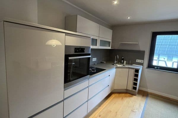 Pronájem bytu 4+1 89 m², Weilerswist Pronájem bytu 4+1 89 m², Weilerswist
