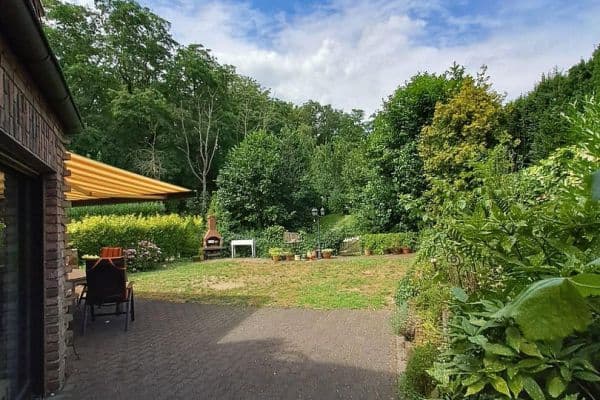 Prodej bytu 3+1 105 m², Duisburg Prodej bytu 3+1 105 m², Duisburg