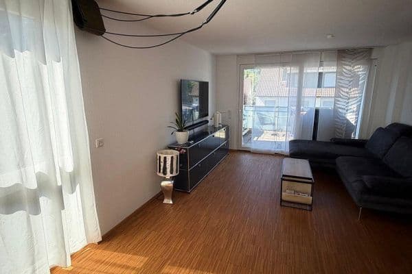 Pronájem bytu 4+1 95 m², Wendlingen Pronájem bytu 4+1 95 m², Wendlingen