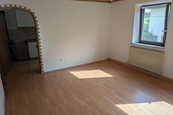 Pronájem bytu 4+1 100 m², Markt Erlbach Pronájem bytu 4+1 100 m², Markt Erlbach