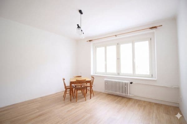 Pronájem bytu 4+kk 90 m², Barrandova, Kladno Pronájem bytu 4+kk 90 m², Barrandova, Kladno
