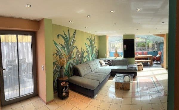 Prodej domu 153 m², pozemek 273 m², Seeheim-Jugenheim OT Ober-Beerbach Prodej domu 153 m², pozemek 273 m², Seeheim-Jugenheim OT Ober-Beerbach