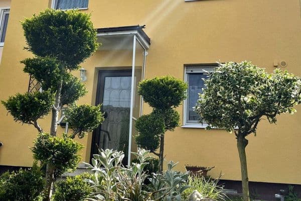 Prodej domu 135 m², pozemek 312 m², Kirchseeoner Weg 51, Kirchseeon, Bavorsko Prodej domu 135 m², pozemek 312 m², Kirchseeoner Weg 51, Kirchseeon, Bavorsko