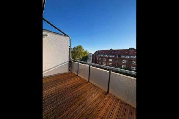 Pronájem bytu 4+1 105 m², Yorckstr, Düsseldorf, Severní Porýní-Vestfálsko Pronájem bytu 4+1 105 m², Yorckstr, Düsseldorf, Severní Porýní-Vestfálsko