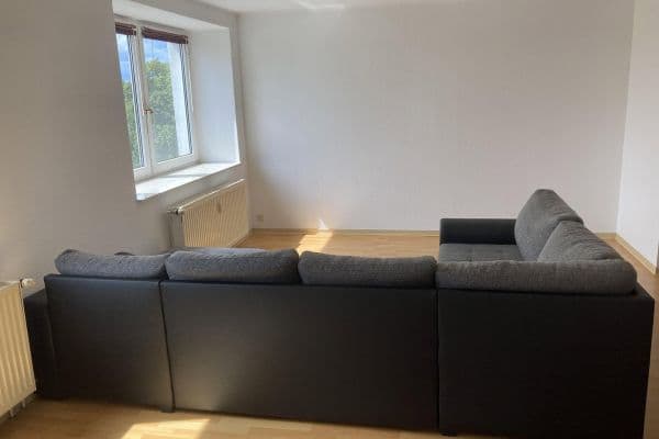Pronájem bytu 2+1 47 m², Mohsdorfer Str. 89, Burgstädt Pronájem bytu 2+1 47 m², Mohsdorfer Str. 89, Burgstädt