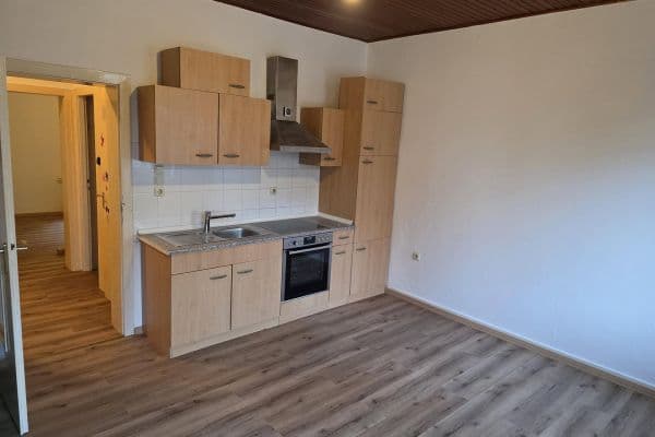 Pronájem bytu 1+kk 41 m², Baltenstraße 20, Düsseldorf, Severní Porýní-Vestfálsko Pronájem bytu 1+kk 41 m², Baltenstraße 20, Düsseldorf, Severní Porýní-Vestfálsko