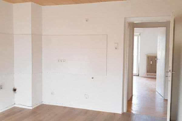 Pronájem bytu 2+1 47 m², Ludwigshafen, Porýní-Falc Pronájem bytu 2+1 47 m², Ludwigshafen, Porýní-Falc