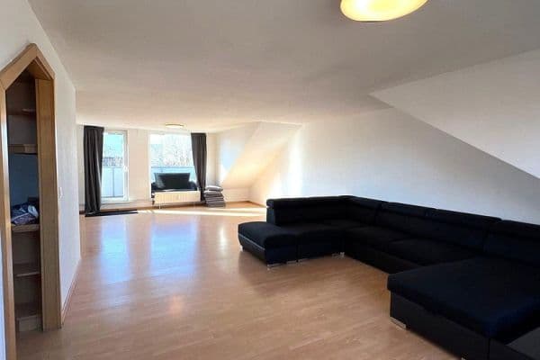 Pronájem bytu 4+1 113 m², Friedrich List str 26, Unna Pronájem bytu 4+1 113 m², Friedrich List str 26, Unna