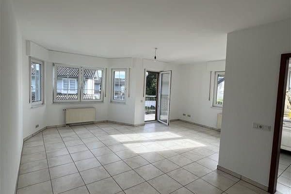 Pronájem bytu 2+1 73 m², Rösrath Pronájem bytu 2+1 73 m², Rösrath